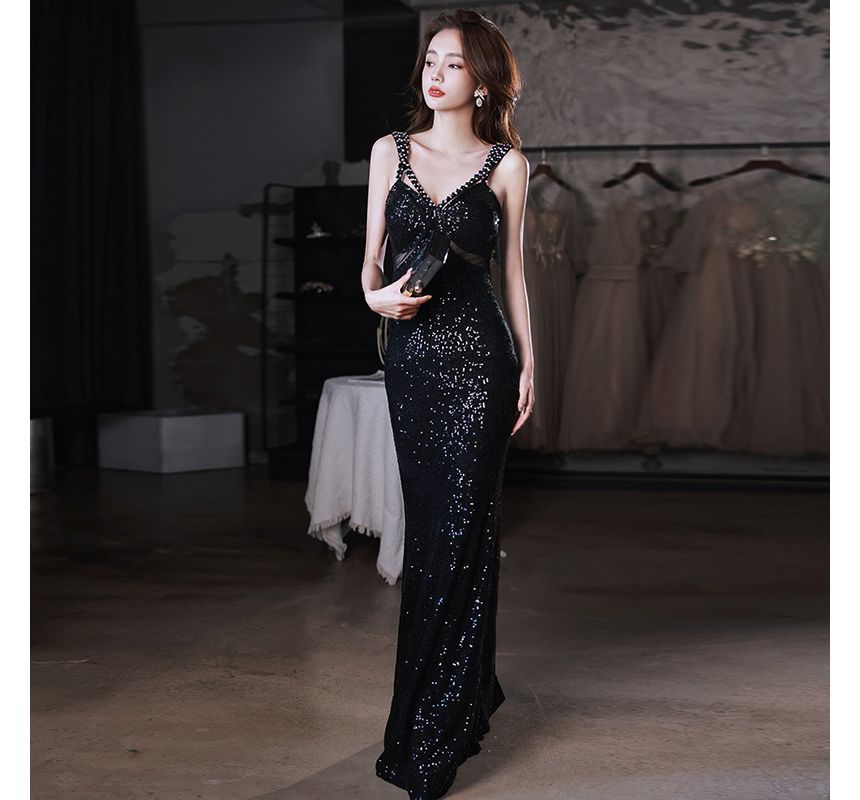 Gown Evening Sleeveless V-Neck Sequined Mermaid
