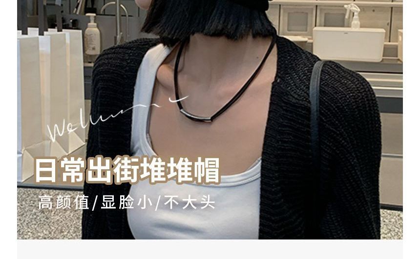 Lettering Beanie Knit