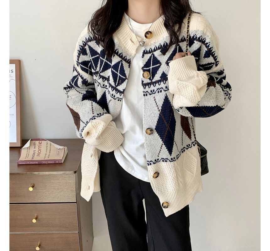 Loose-Fit Pattern Cardigan
