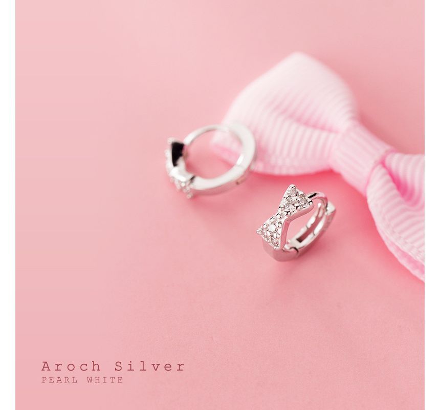 Rhinestone Bow Cuff Ear