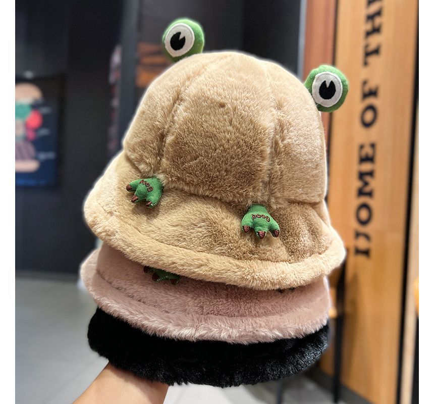 Bucket Hat Frog Chenille