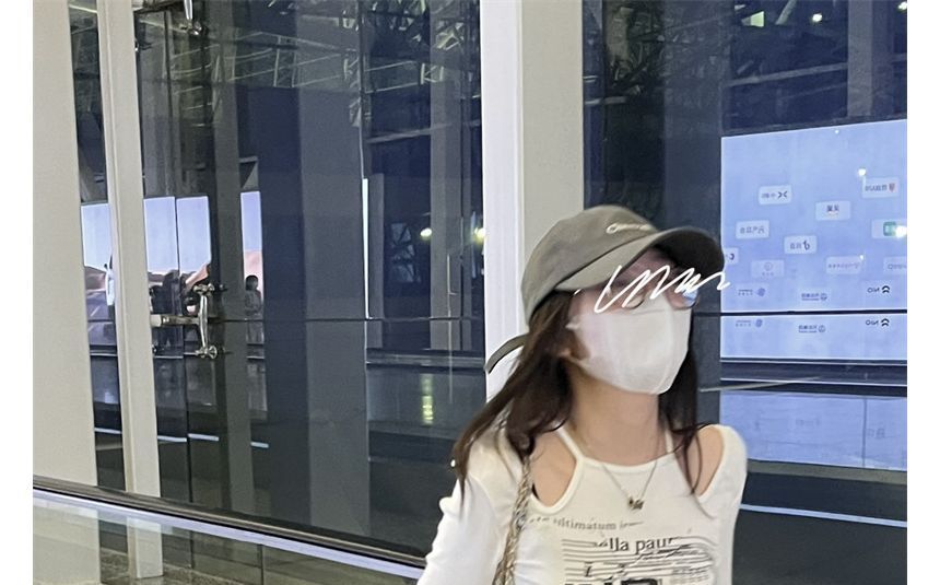 Top Long-Sleeve Slim-Fit Cold-Shoulder Print