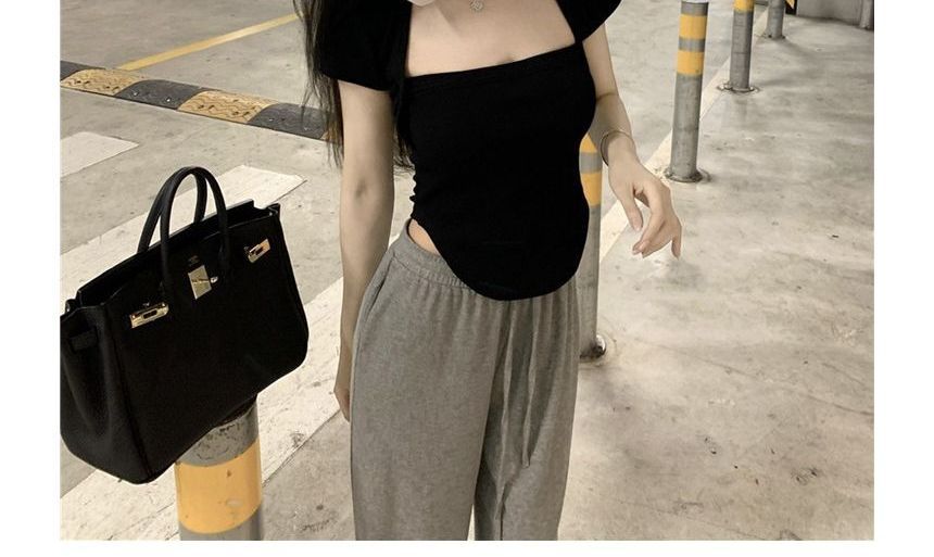 Square Plain T-Shirt Short-Sleeve Neck