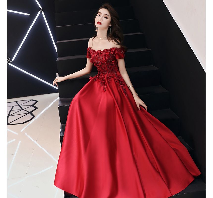 A-Line Gown Designs) Plain Evening (Various