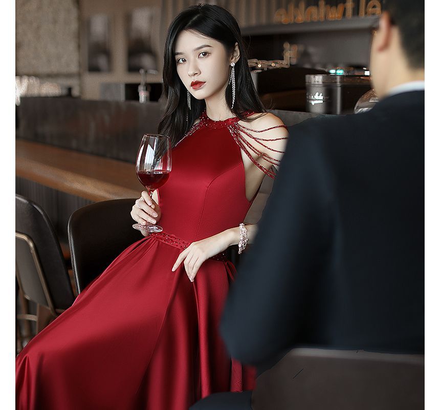 Evening Plain A-Line Halter Gown