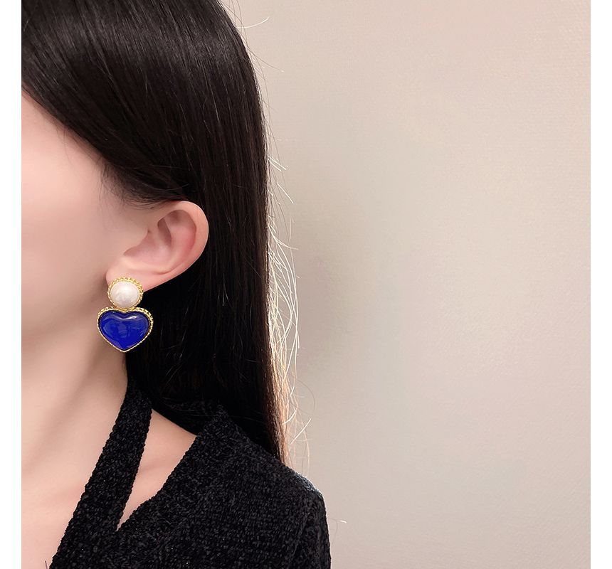 Drop Heart Two Earring Tone