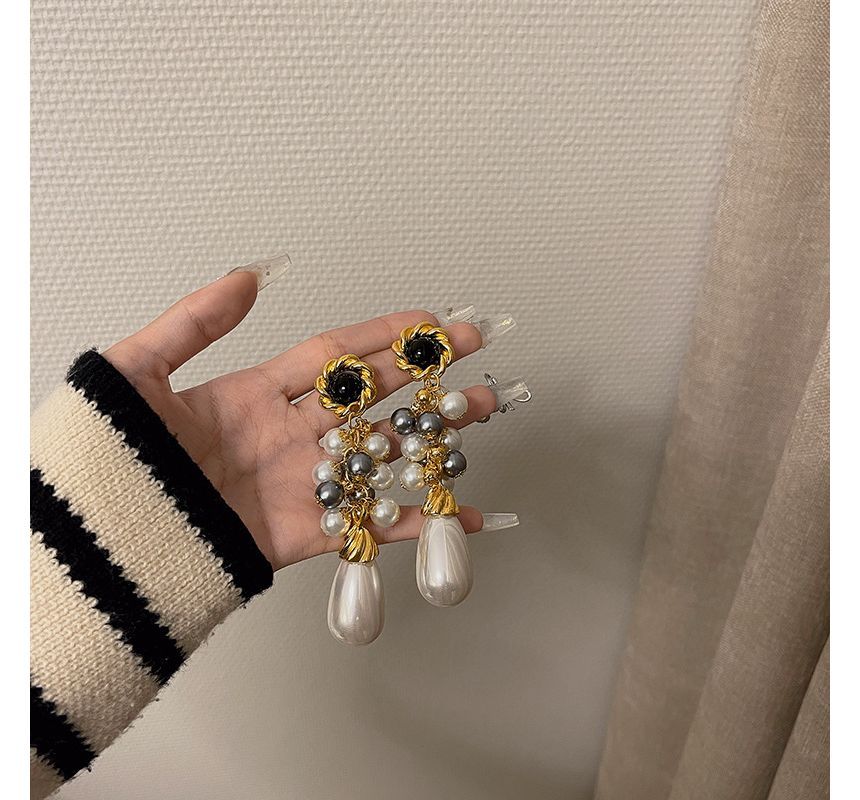 Faux Earring Pearl Drop