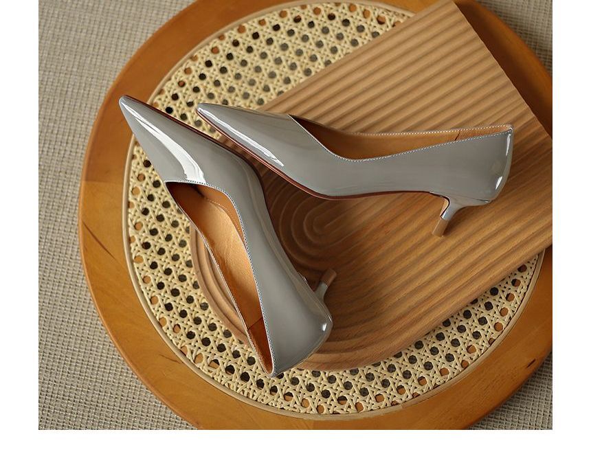 Patent Kitten Pointed Pumps Heel