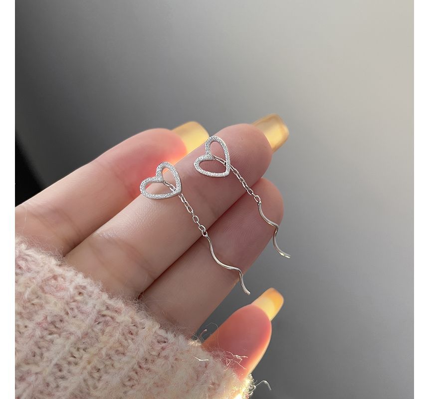 Sterling Dangle Heart Earring Silver