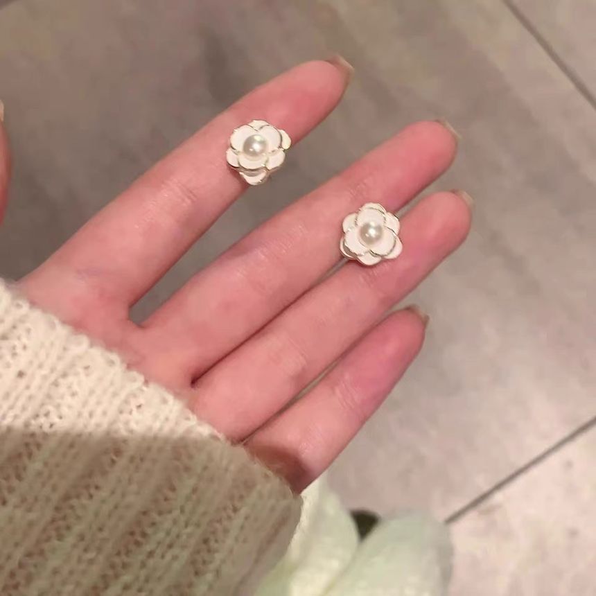 Alloy Earring Flower Faux Pearl