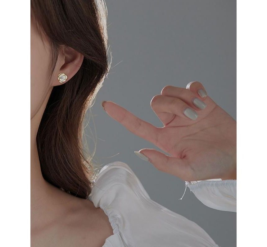 Alloy Earring Flower Faux Pearl