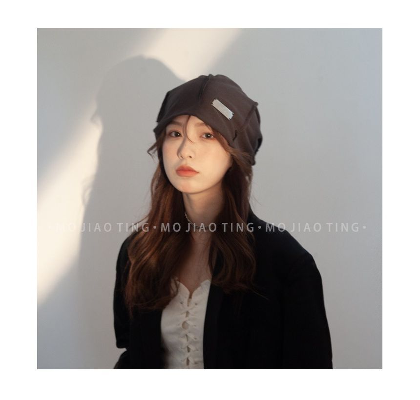 Beanie Buckled Metal