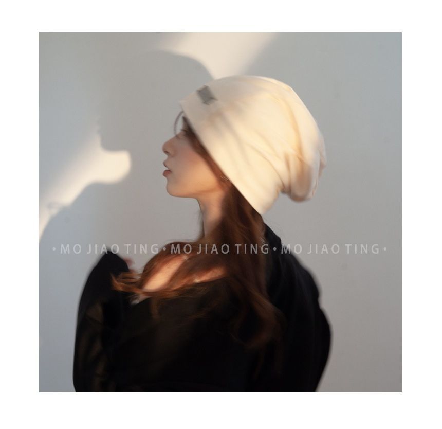 Beanie Buckled Metal