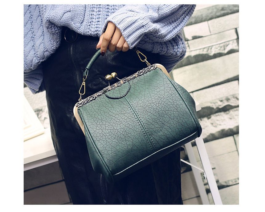 Bag Crossbody Plain Lock Top Handle Kiss