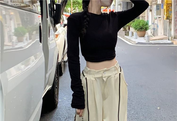 Drawstring Wide Long-Sleeve Neck Tee Cutout Waist Striped / Sweatpants Crop Plain Leg Round