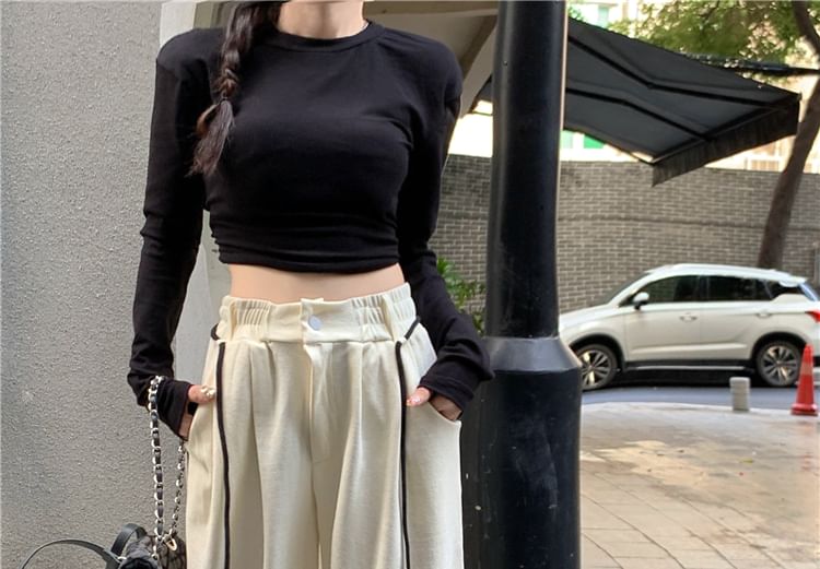 Drawstring Wide Long-Sleeve Neck Tee Cutout Waist Striped / Sweatpants Crop Plain Leg Round