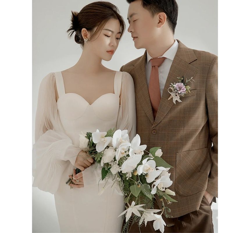 Plain Sheath Gown Wedding Neckline Sweetheart Long-Sleeve