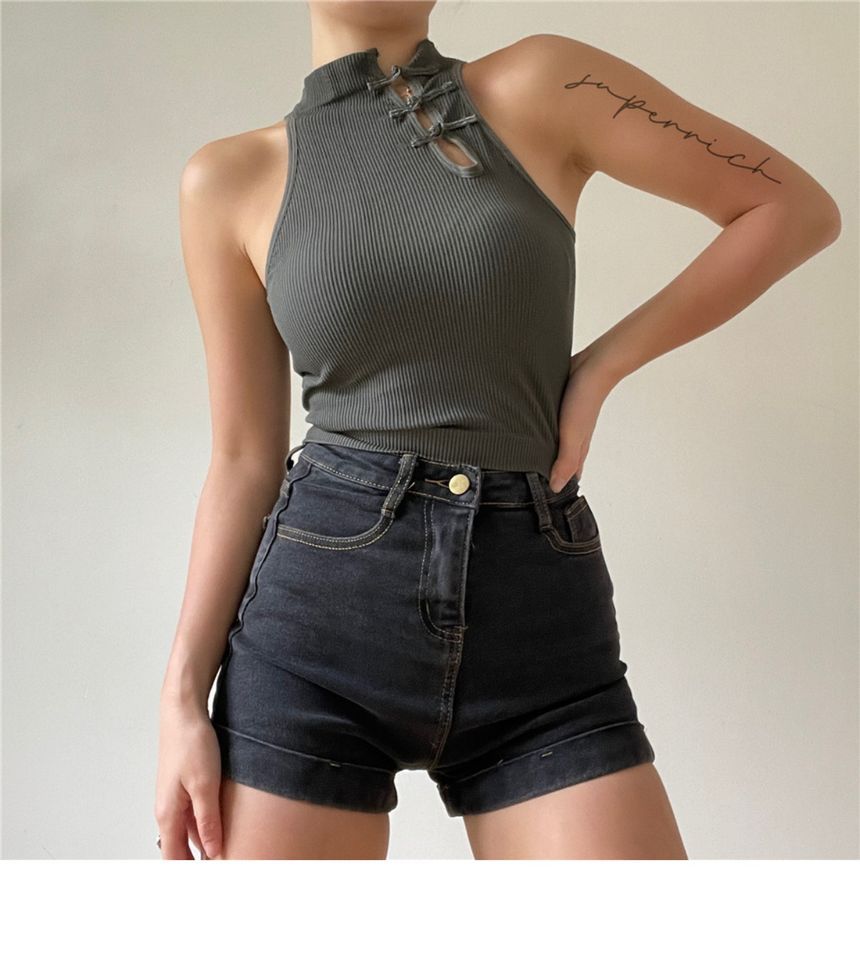 Tank Button Plain Padded Frog Top Crop