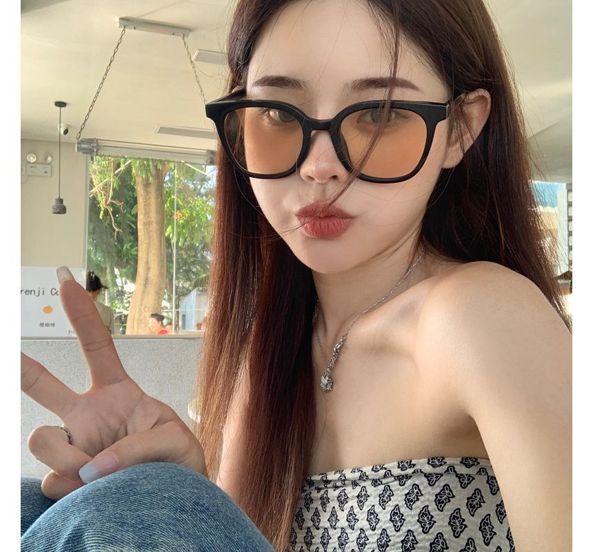 Vintage Sunglasses Square