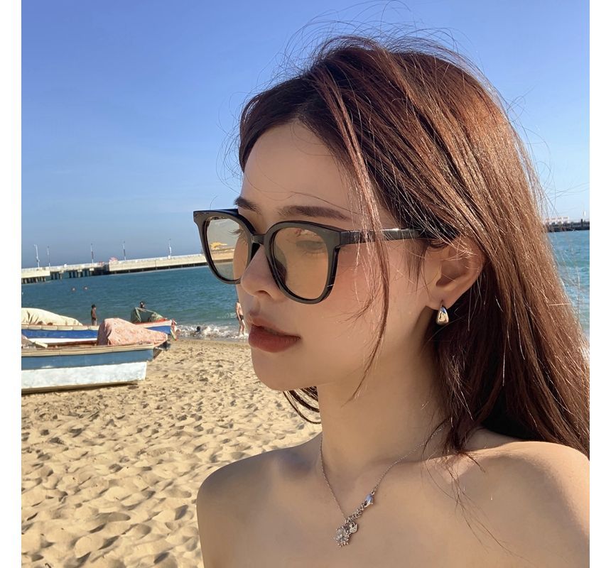 Vintage Sunglasses Square