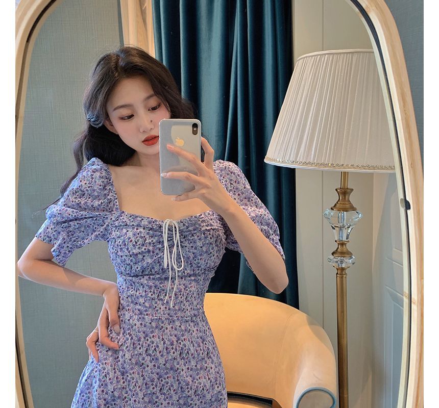 Mini Square Floral Neck Sheath Short-Sleeve Dress