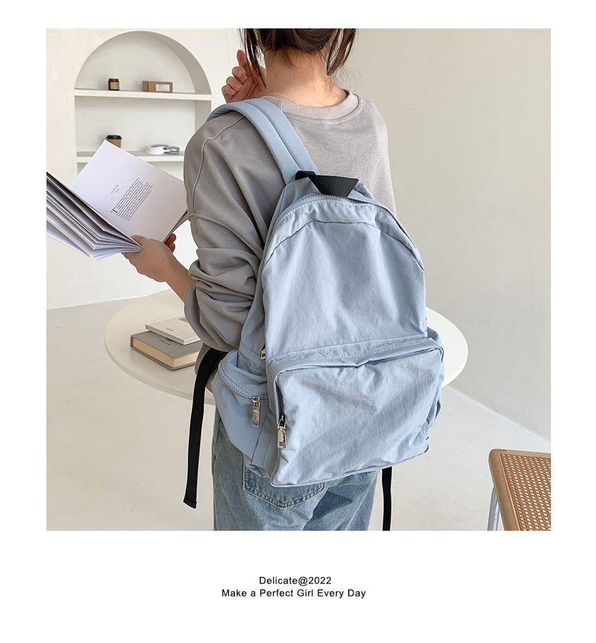 Nylon Backpack Zip Plain