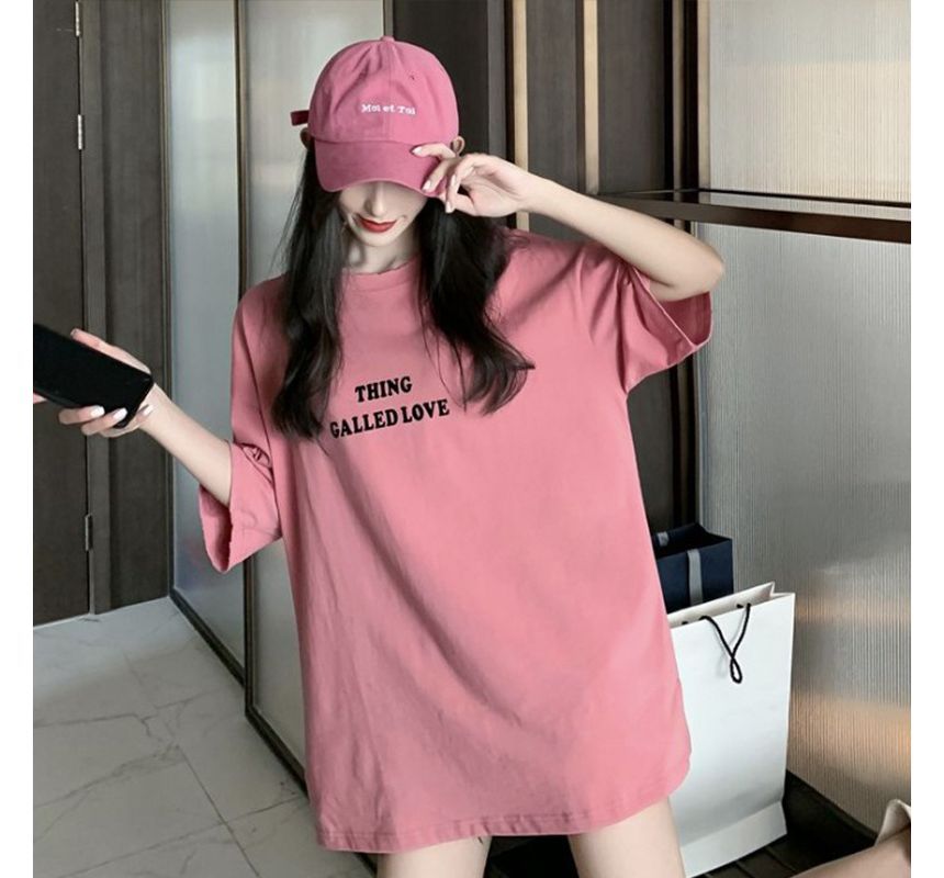 Tee Neck Lettering Short-Sleeve Round