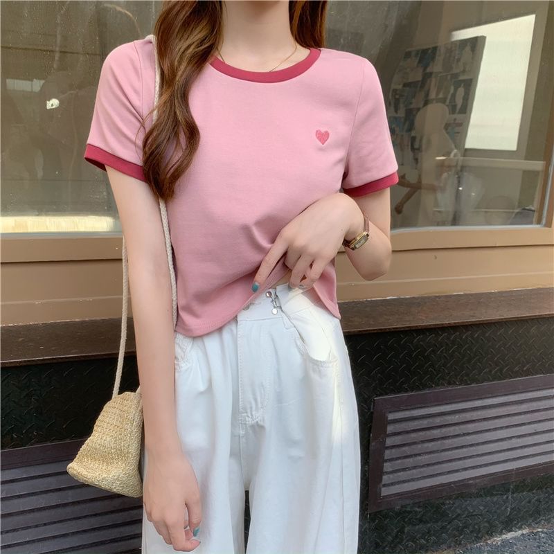 Cropped Embroidered Short-Sleeve Trim Heart Contrast Tee