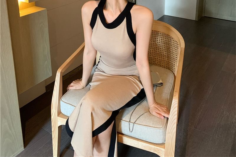 Midi Slim-Fit Dress Two-Tone Sleeveless