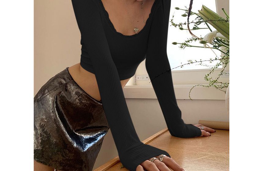 Plain Tee Scoop Crop Lace Trim Backless Ribbed Neck Long-Sleeve