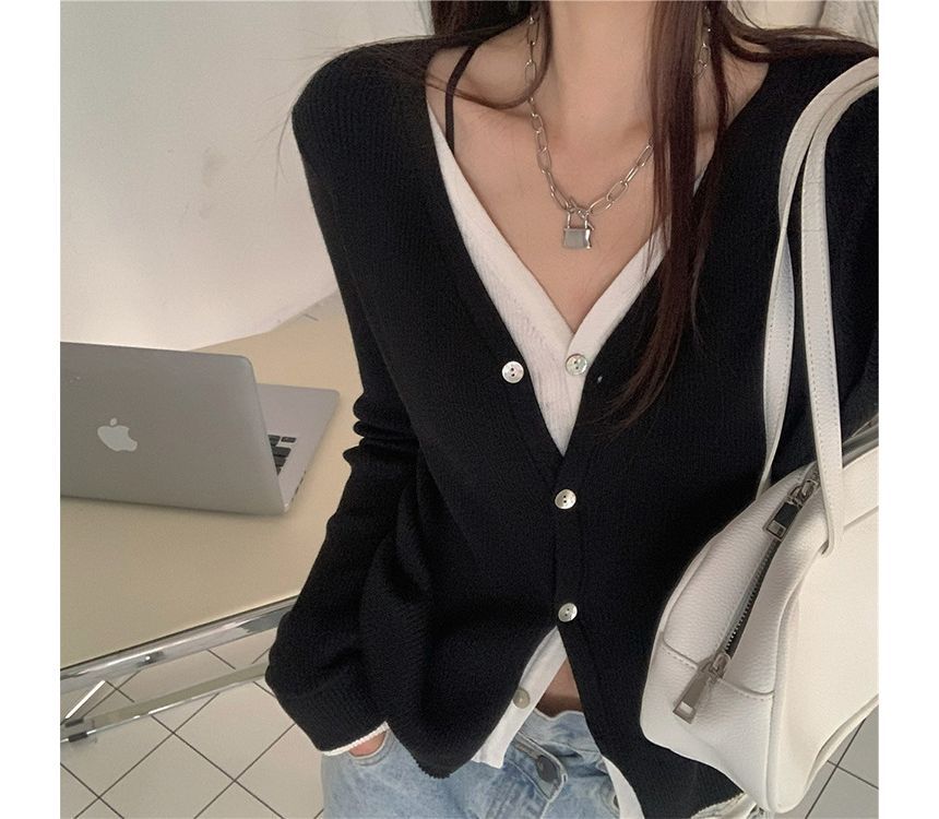 Mock Button-Up Two-Piece V-Neck Two Top Knit Tone Long-Sleeve