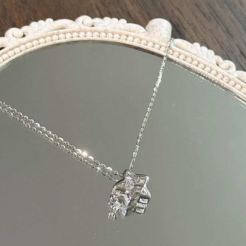 Alloy Pendant Choker Star