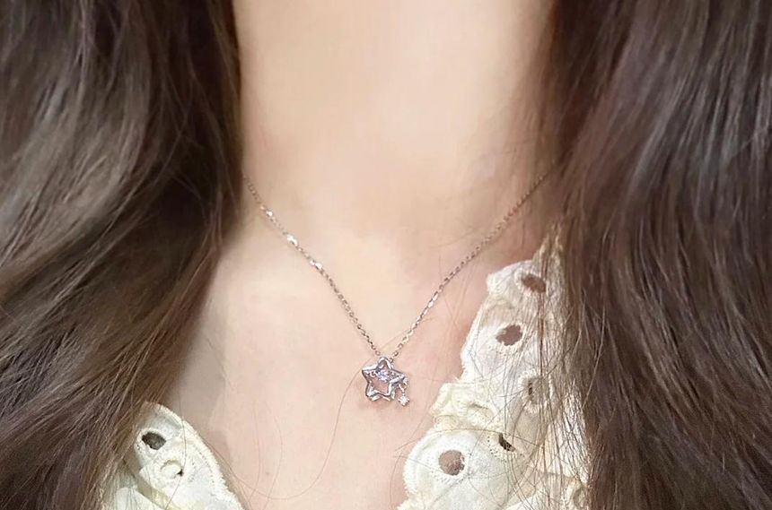 Alloy Pendant Choker Star