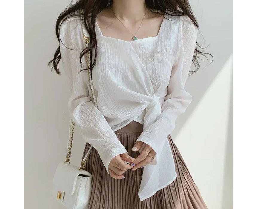Puff-Sleeve Tie-Side Sweetheart-Neckline Plain Blouse