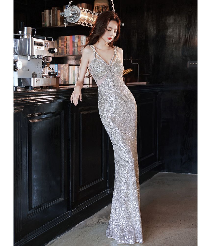 V-Neck Mermaid Spaghetti Faux Gown Sequin Plain Beaded Pearl Evening Strap