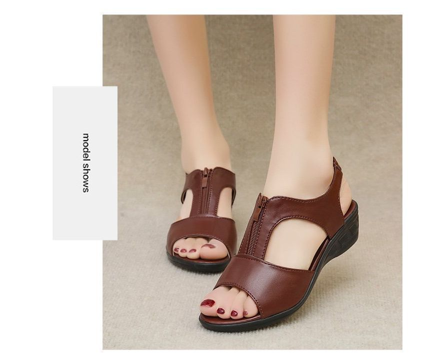 Sandals Plain Wedge Heel