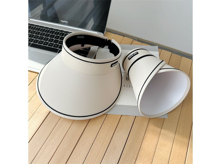 Contrast Sun Trim Hat