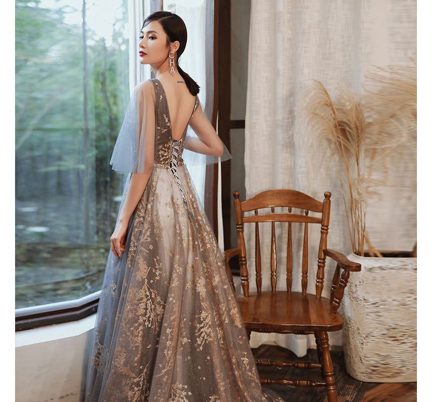 Sleeveless A-Line Gown Evening Mesh V-Neck