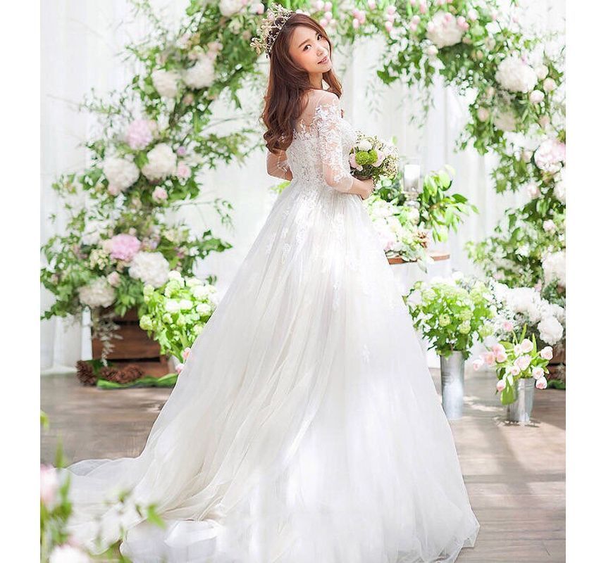 Wedding A-Line 3/4-Sleeve Lace Gown