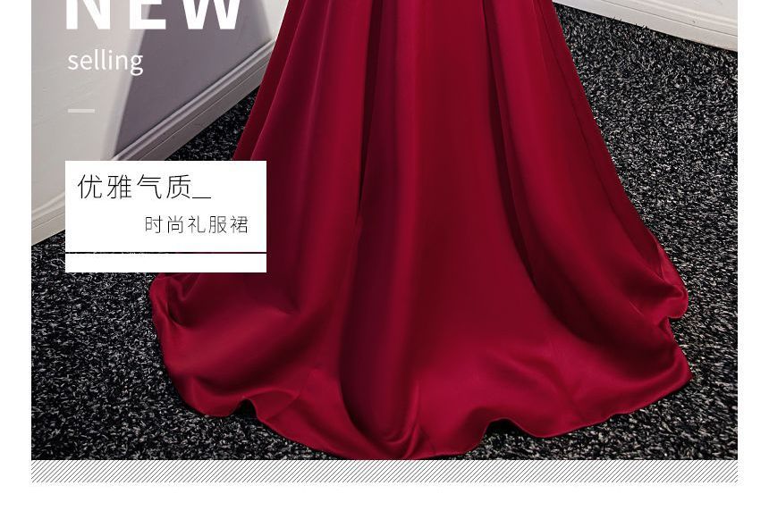 Evening Panel A-Line Cold-Shoulder Velvet Gown