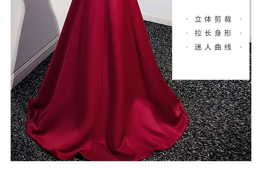 Evening Panel A-Line Cold-Shoulder Velvet Gown