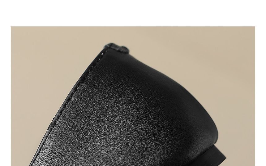 Pointed Buckled Flats Strap