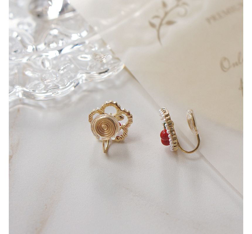 Earring Cherry / Clip Flower Faux Stud Pearl On