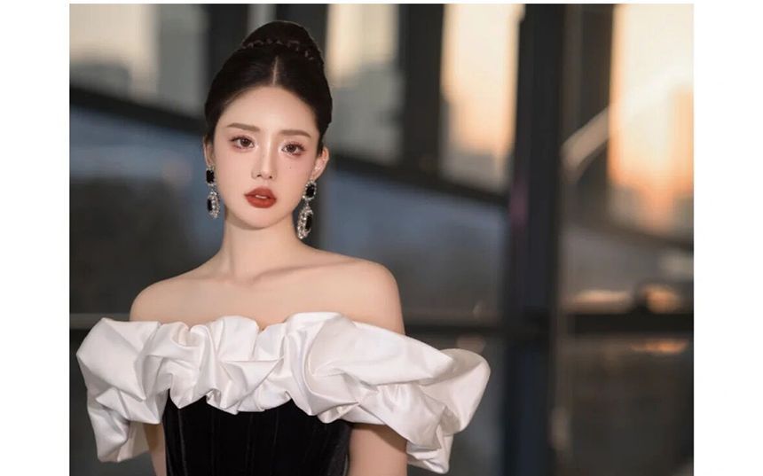 Gown two-Tone Ruffled Mermaid Velvet Off-Shoulder Evening