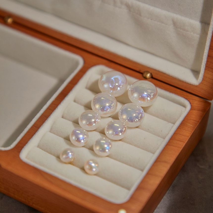 Earring / Pearl Stud Faux Clip-On