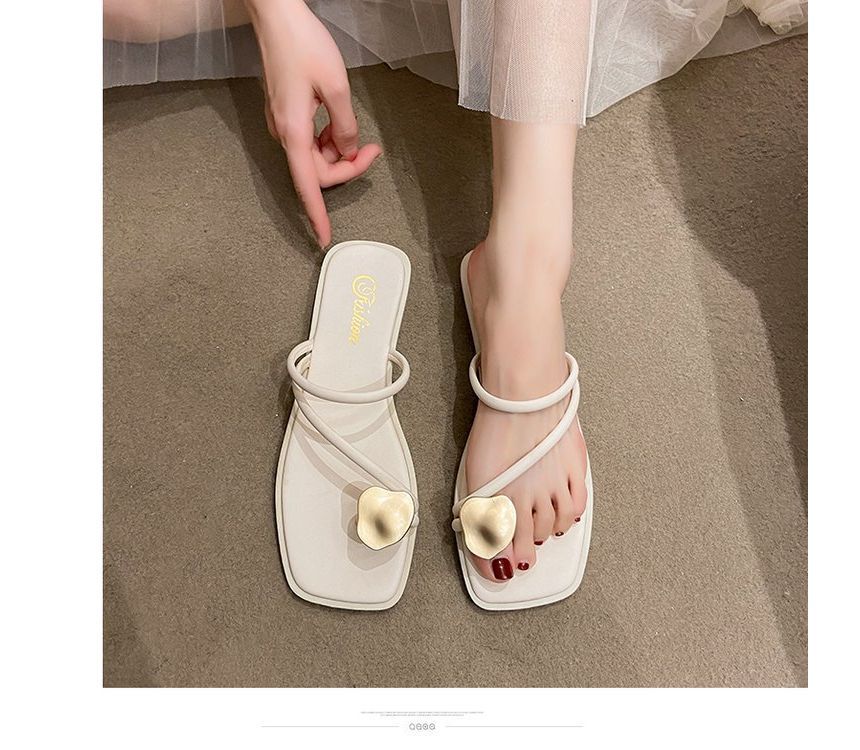 Loop Toe Slide Sandals