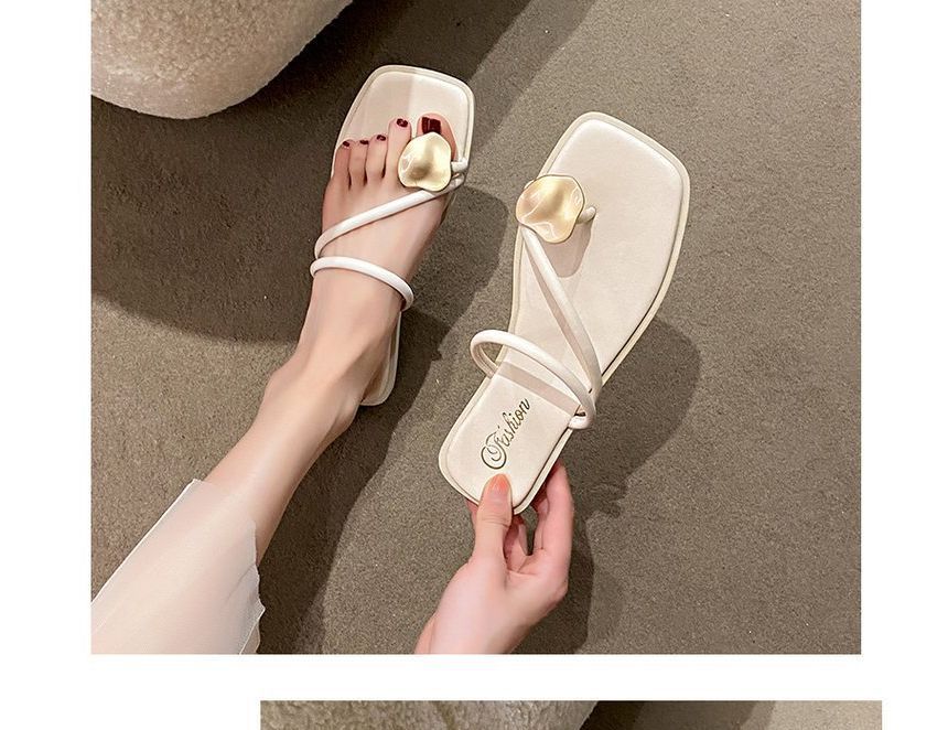Loop Toe Slide Sandals