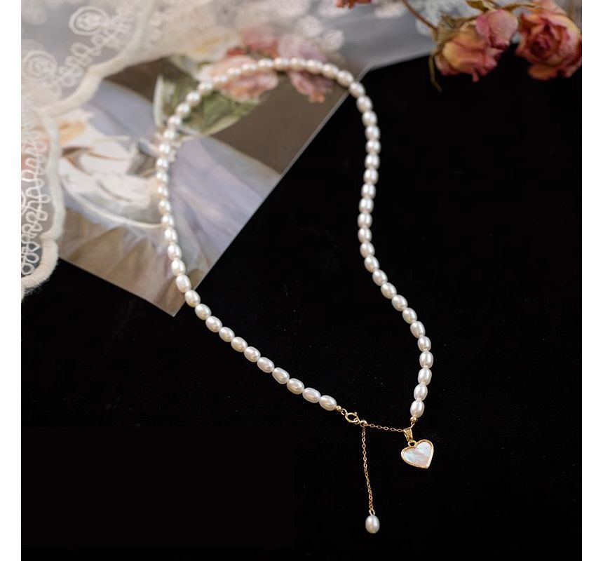 Heart Pearl Faux Shell Choker Pendant