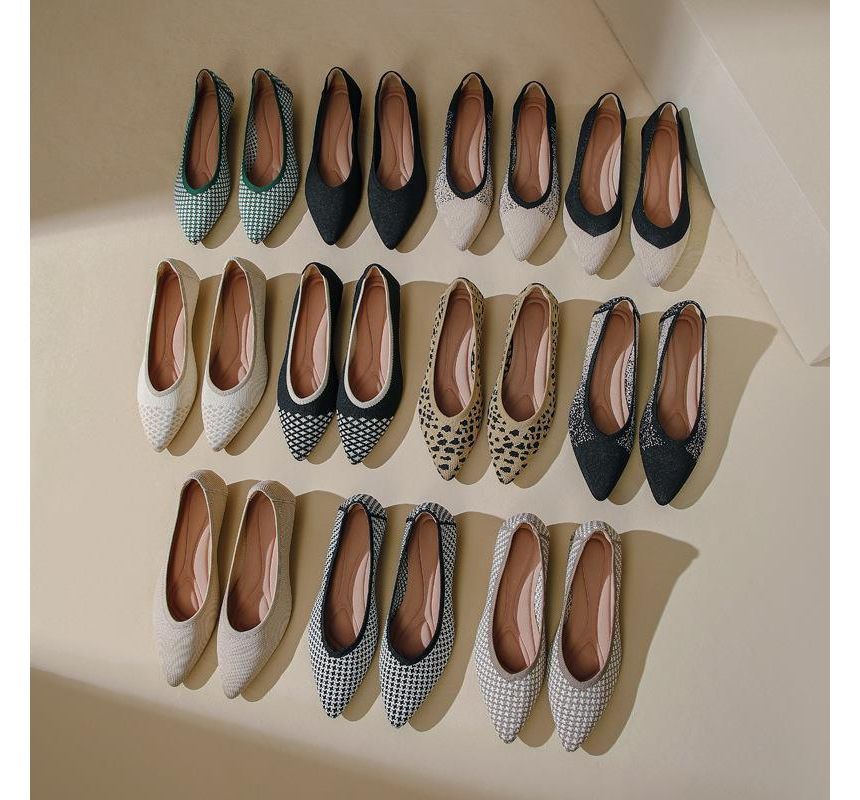 Wedge Pointed Pumps