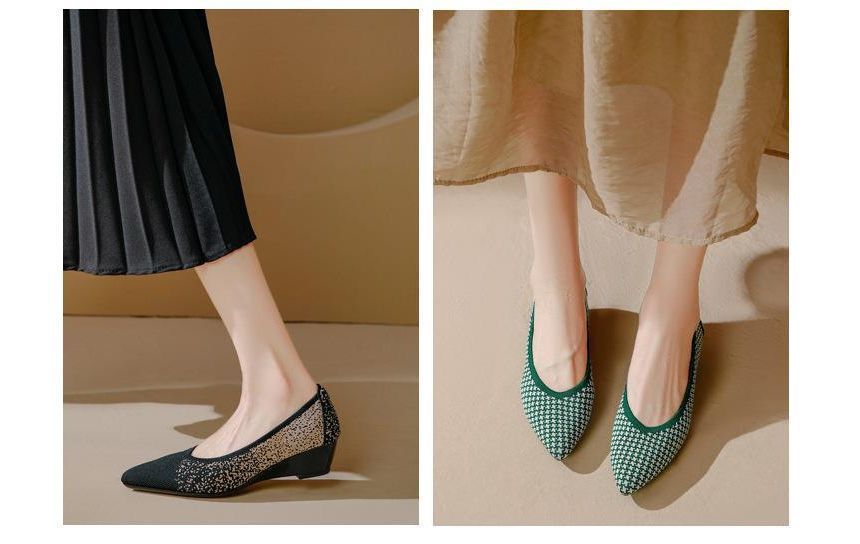 Wedge Pointed Pumps